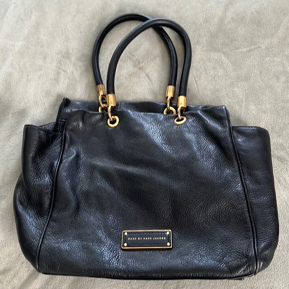 Black leather, very slightly worn Marc Jacobs satchel